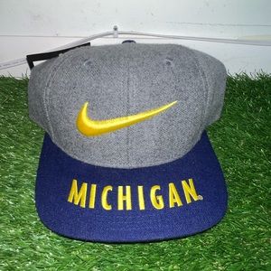 Vintage Nike Michigan SnapBack logo hat